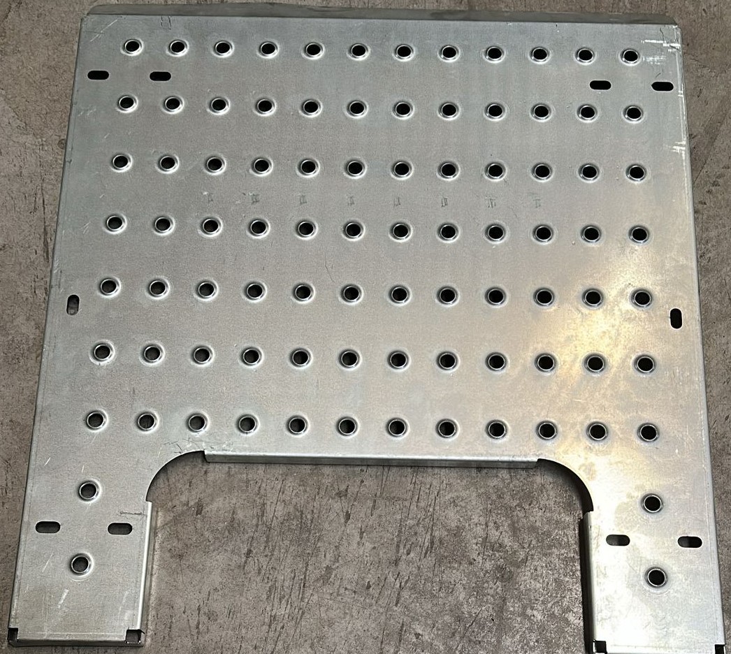 21148062-7421148062 VOLVO - RENAULT GEZINTI SAC YAKIT DEPOSU ÜSTÜ 